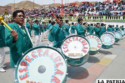 Las bandas fueron un gran complemento del Primer Convite