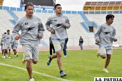 Zabala, Valverde y Verduguez, jugadores de San José
