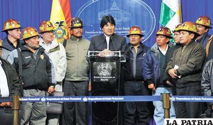 La minería boliviana en su conjunto necesita un plan de contingencia para enfrentar la caída en el precio de minerales