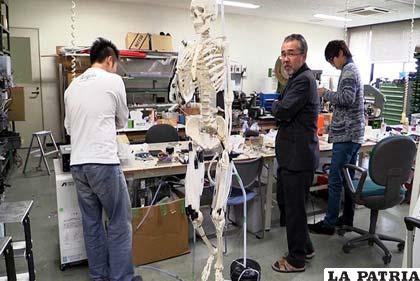 Laboratorio donde se desarrollan los músculos para robots
