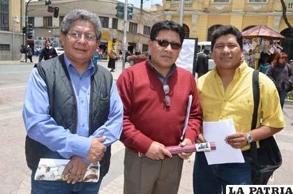 Músicos que concretaron la presencia del presidente de Abaiem en Oruro