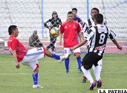 En el partido de la primera fase ganó Oruro Royal 2-1