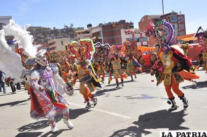 La Gran Tradicional Auténtica Diablada Oruro en el Carnaval 2014 