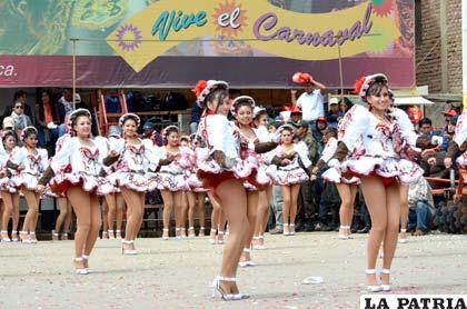Se pueden imitar las danzas del Carnaval de Oruro pero no su espíritu