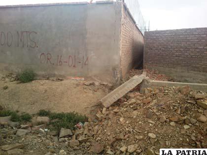 Anuncian movilizaciones si el Municipio no ejecuta demolición de muro