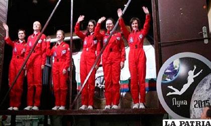 Las seis rusas participantes en el experimento con miras a un futuro viaje a la Luna
