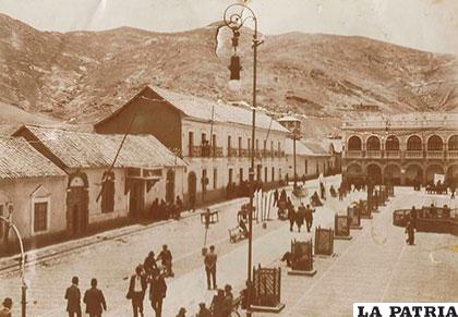 Calle Bolívar en 1909 aproximadamente. (Foto de Juan Carlos Ramírez Ríos)