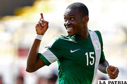 Udochukwu Anumudu anotó el tercero de Nigeria