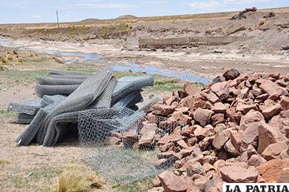 Gobernación, Alcaldía y comunarios aúnan esfuerzos para prevenir inundaciones por río Paria