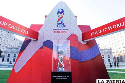 Cuatro selecciones pugnan por ganar el trofeo del Mundial Sub-17 