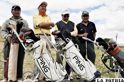 Golfistas orureños que participarán en la prueba nacional
