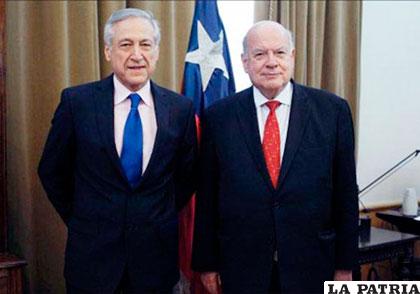 El canciller chileno Heraldo Muñoz junto al ex secretario general de la OEA, José Miguel Insulza /lostiempos.com