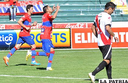 Universitario venció en la ida 3-2 en el estadio Patria el 30/08/2015 /APG