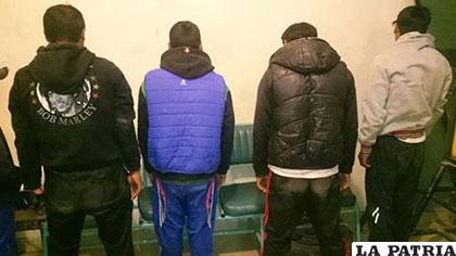 Cuatro presuntos antisociales arrestados