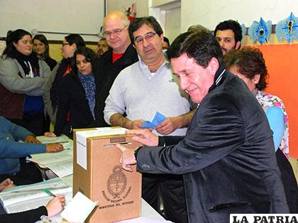 Argentina va a las urnas en segunda vuelta este domingo /starmedia.com