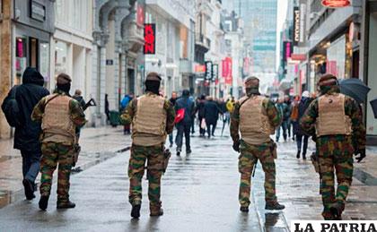 Bruselas en alerta máxima por amenaza de atentado similar al de París /elmundo.es