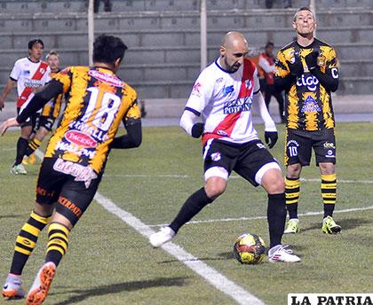 The Strongest venció en la ida (3-2) en la Villa Imperial el 09/09/2015 