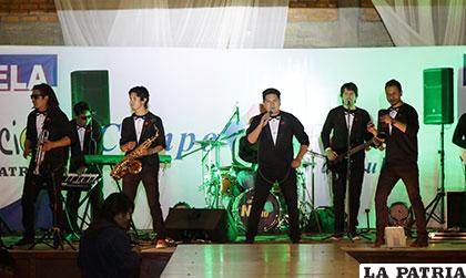 Grupo Nitro amenizó la noche
