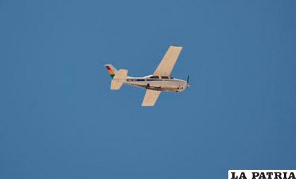 Un avión sobrevoló Sabaya