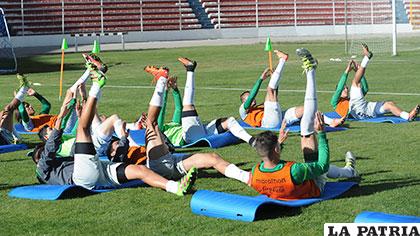 El combinado boliviano ayer entrenó en el estadio 