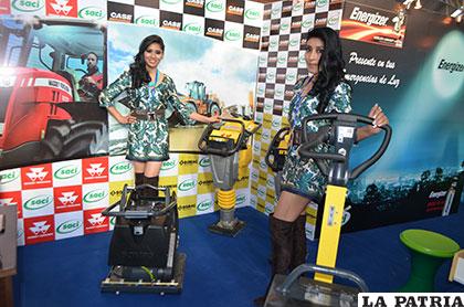 Maquinaria Bomag expuesta en Expoteco