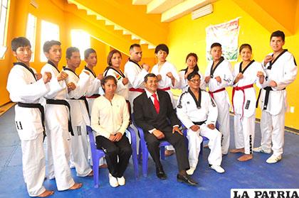 Deportistas orureños que pertenecen a la asociación de taekwondo