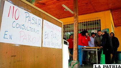 Estiman pérdida millonaria en el área de salud por paro de funcionarios chilenos