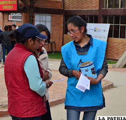 Socializando a la población sobre el cuidado de las mascotas