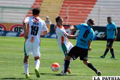 Deportes Iquique venció por goleada a Cobresal 3-0