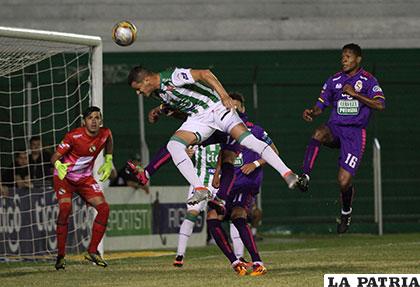Oriente venció en la ida 3-0 en Santa Cruz de la Sierra el 27/10/2016 /APG