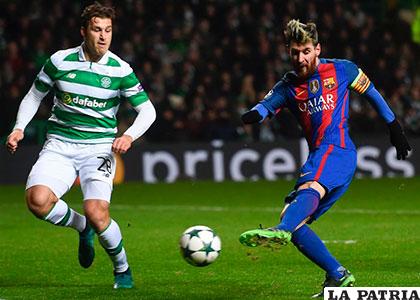 Messi, autor de los dos goles de Barcelona para la victoria de 
visita ante el Celtic Glasgow