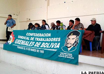 Concluyó encuentro nacional de gremiales realizado en Oruro