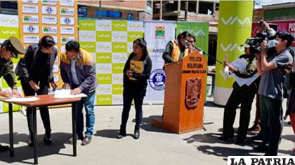 Firma de acuerdo para trabajar por la seguridad ciudadana /ANF