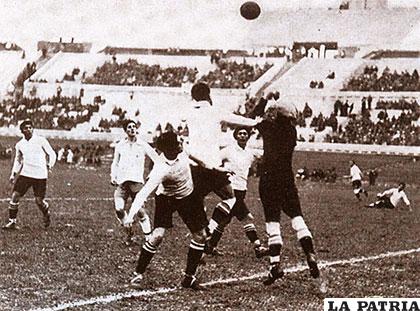 Bermúdez en el mundial que se realizó en Uruguay en 1930 /FABRIZIO GUTIERREZ RIOS