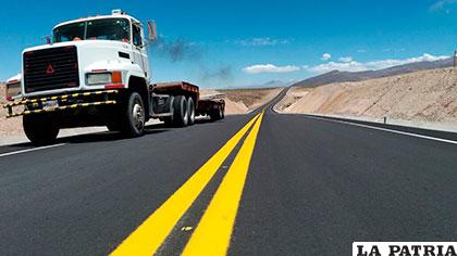 Oruro cuenta con nuevas carreteras que brindan mayor seguridad /ABC