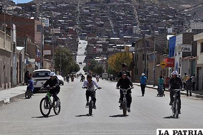 Faltan rutas especiales para los ciclistas