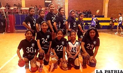 DPR marcha a paso firme en el certamen de voleibol en Mini niñas