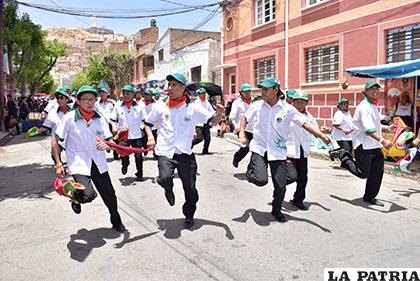 En acción la Diablada Oruro