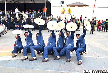 La Banda Proyección Oruro dejó todo en el encuentro coreográfico