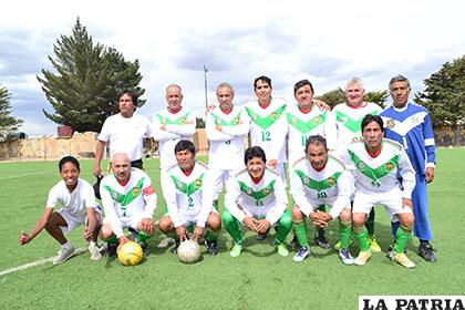 El plantel de Litoral que marcha bien en el certamen