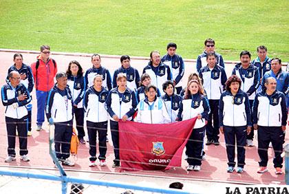 Atletas orureños que participaron en el torneo nacional Máster