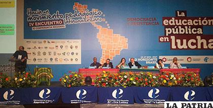 El ministro Aguilar en su intervención en Belo Horizonte /MINEDU