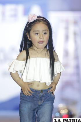 ARIANA MENDIETA