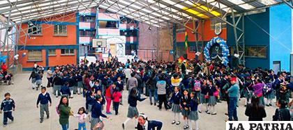 Niños de la U.E. Adolfo Mier se benefician con la obra entregada en la víspera
