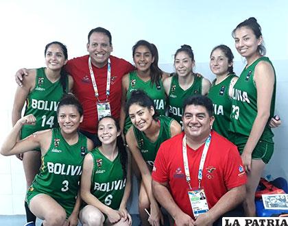 La selección boliviana de baloncesto, Romina Rodríguez como capitana /comité olímpico boliviano