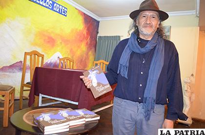Manuel Benavente presentó su libro en Oruro / LA PATRIA