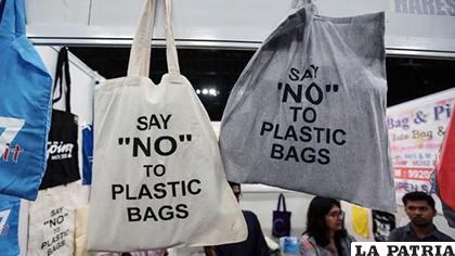 El prohibir los plásticos es una medida que se está adoptando en varios países / eldiario.e