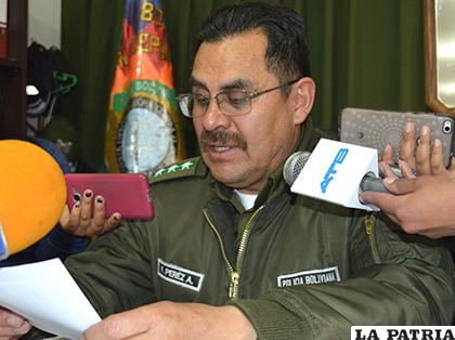 El director de la Felcc, coronel Fernando Pérez informó sobre el caso de robo / LA PATRIA