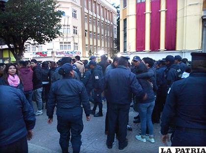 Personal de la Guardia Municipal denunció agresiones de parte de algunos ciudadanos / LA PATRIA