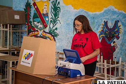 Este domingo se llevó adelante un simulacro eleccionario en Venezuela /YIMG.COM